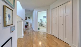 205 E SAVANNAH Rd, Lewes, DE 19958