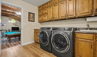 21367 E BLUE JAY Ln, Brightwood, OR 97011