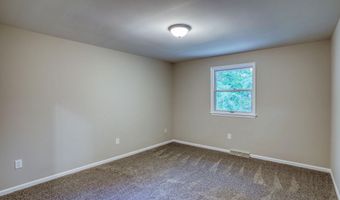 5 CROSSLEY Dr, Dover, DE 19901