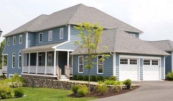 108 Periwinkle Dr 18, Middlebury, CT 06762