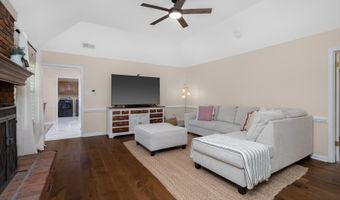 3775 OAK FOREST Dr, Bartlett, TN 38135