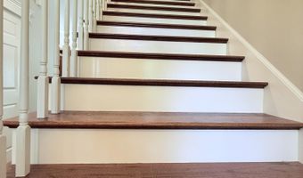 134 Pine Ledge Rd, Bangor, ME 04401