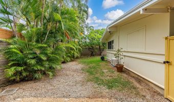 903 Alahaki St, Kailua, HI 96734