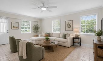 31 Chantilly Ter, Bay St. Louis, MS 39520
