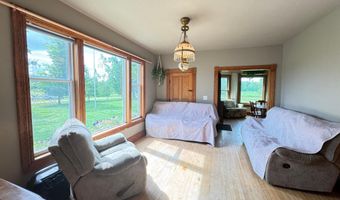 W10402 SUNSET RD, Antigo, WI 54428
