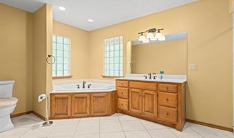 214 Edna Mae Ln, Bartlesville, OK 74003