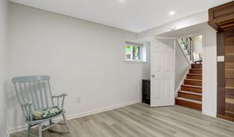 5919 KELLEY Ct, Alexandria, VA 22312