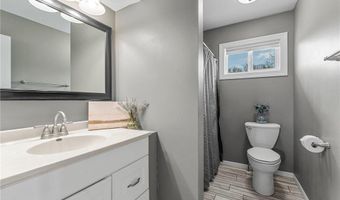 524 Lakeshore Cir, Annandale, MN 55302