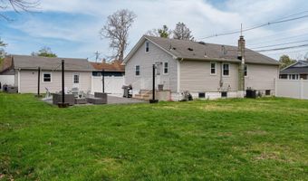 238 Forepeak Ave, Beachwood, NJ 08722
