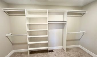 1028 26th St, Allegan, MI 49010