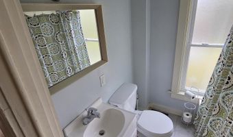 29 Princeton St, Bangor, ME 04401