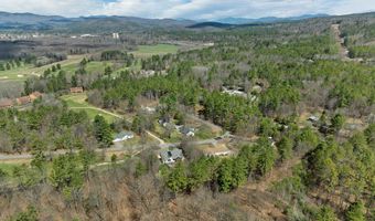 22 Fairway Dr, Ashland, NH 03217