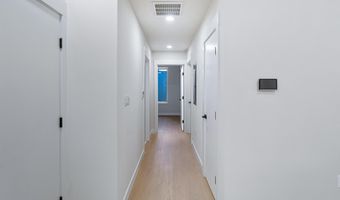 733 8TH St SE 02, Washington, DC 20003