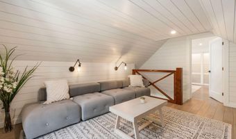 386 SPRUCE St, Alpine, WY 83128