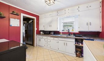 2611 E 10th St, Anderson, IN 46012