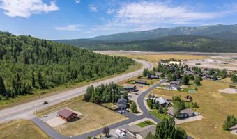 404 SNAKE RIVER Dr, Alpine, WY 83128