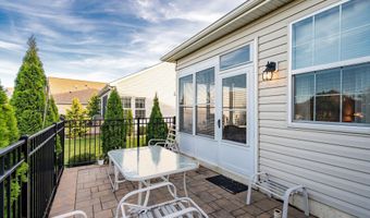 16 Raccoon Ln, Barnegat, NJ 08005