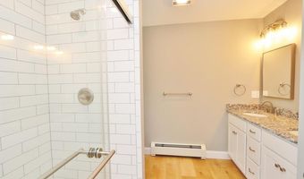 6 Lilac Ave, Bangor, ME 04401