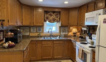 186 W Washington St, Bristol, CT 06010