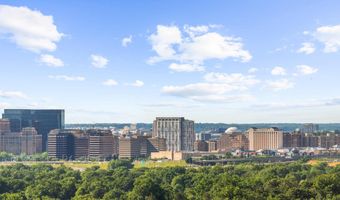 1600 N OAK St 1812, Arlington, VA 22209