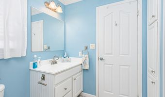 810 Wren Cir, Barefoot Bay, FL 32976