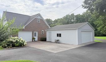 512 Lookout Dr, Arab, AL 35016