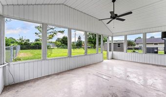 144 Riverview Dr, Anderson, MO 64831