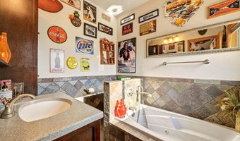 2851 W 2nd Ave, Buffalo, WY 82834
