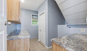 3209 N 155th St, Basehor, KS 66007