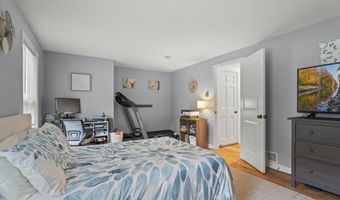 15 Blueberry Ln, Burlington, CT 06013