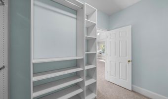 2086 Autumn Hill Dr, Ann Arbor, MI 48103