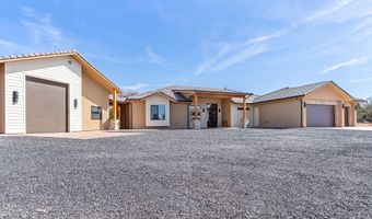 1295 E Cedar Dr, Apple Valley, UT 84737