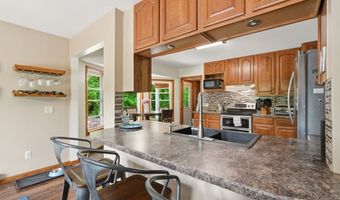 5230 Laubert Rd, Atwater, OH 44201