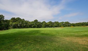 16 Amberwood Ct, Bourne, MA 02532