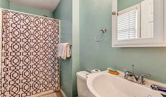 104 Five Oaks Ln, Ashland, VA 23005