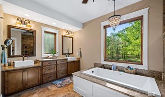 47252 Emmons Rd, Bay Minette, AL 36507