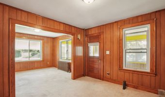 108 Woodland Ave, Bloomfield, CT 06002