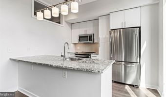 8300 WISCONSIN Ave 2B-1-921, Bethesda, MD 20814