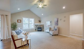 21022 JENNY MARIE Ln, Aurora, OR 97002