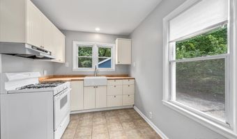 41081 N 1ST St, Antioch, IL 60002