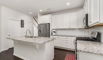 155 Writing Rock Pl, Apex, NC 27539