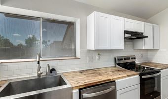 1214 W ESTRELLA Dr, Chandler, AZ 85224