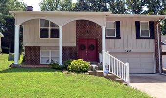 872 Village Brook Ct, Ballwin, MO 63021