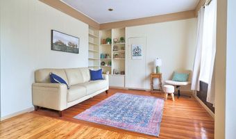 28 Manning Blvd 2, Albany, NY 12203