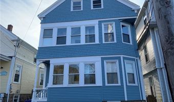 9 Ann St 1, Newport, RI 02840