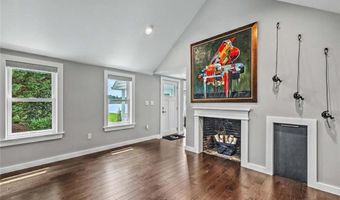 166 New Meadow Rd, Barrington, RI 02806