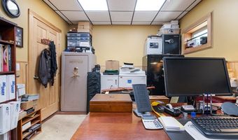 6595 Post Rd, North Kingstown, RI 02852