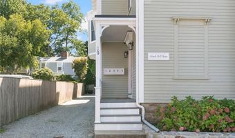 109 Church St 3, Newport, RI 02840