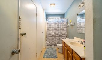 1057 Maluna St, Honolulu, HI 96818