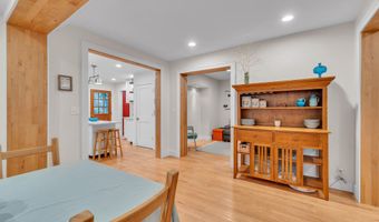 436 Pinewood St, Ann Arbor, MI 48103